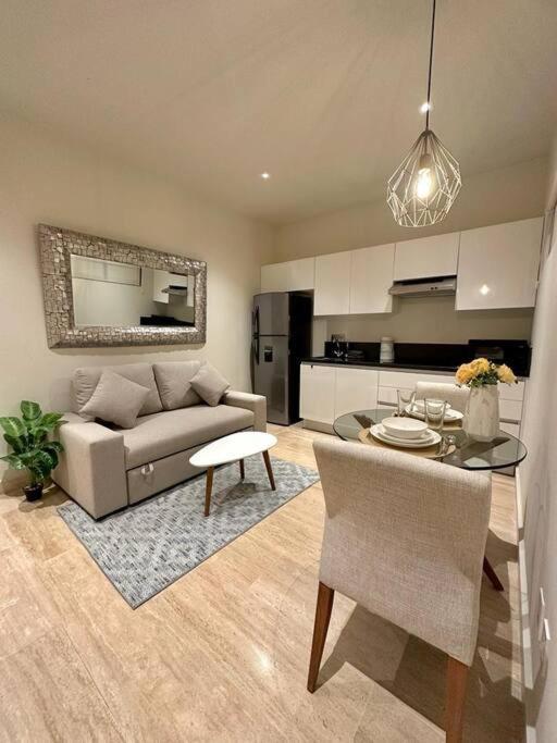 Apartamento Pool View / Rooftop Pool, Jacuzzi, Gym & Bar *