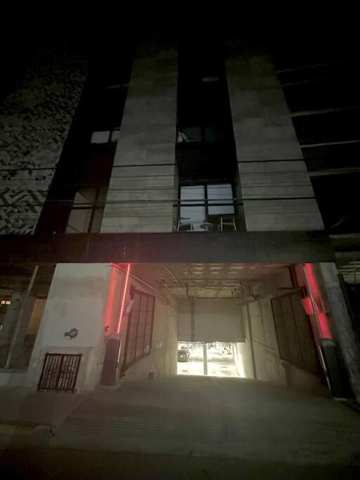 Pool View / Rooftop Pool, Jacuzzi, Gym & Bar * Playa del Carmen