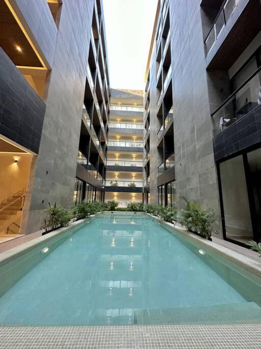 Apartamento Pool View / Rooftop Pool, Jacuzzi, Gym & Bar *
